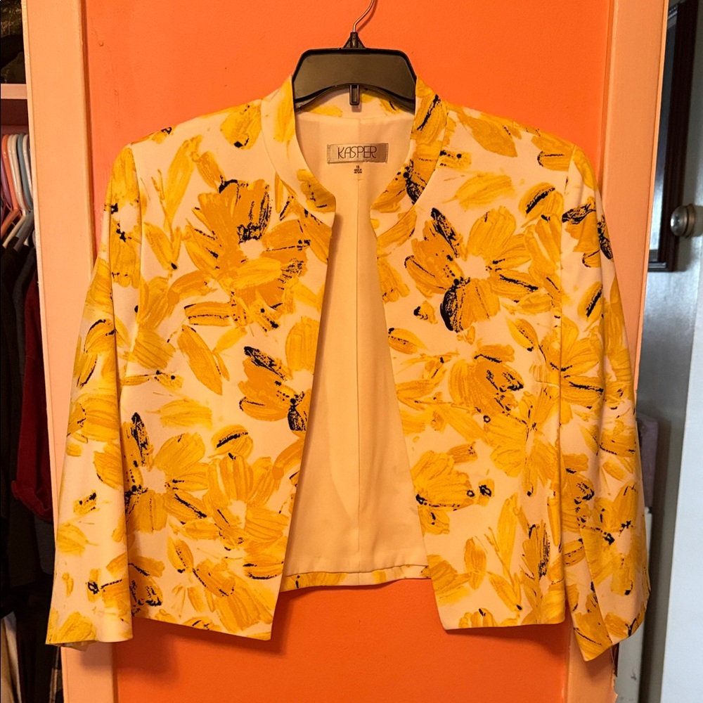 Kasper Women's Yellow and Black Floral Blazer
